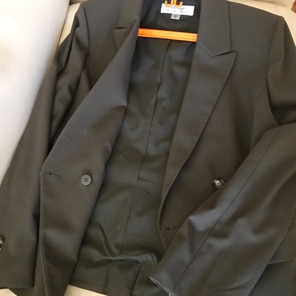 Tahari Suit Blazer - Picture 6 of 6